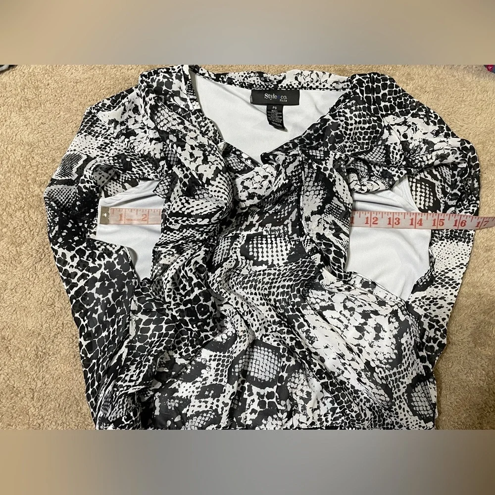 Blouse Size PS Style & Co - Picture 5 of 7